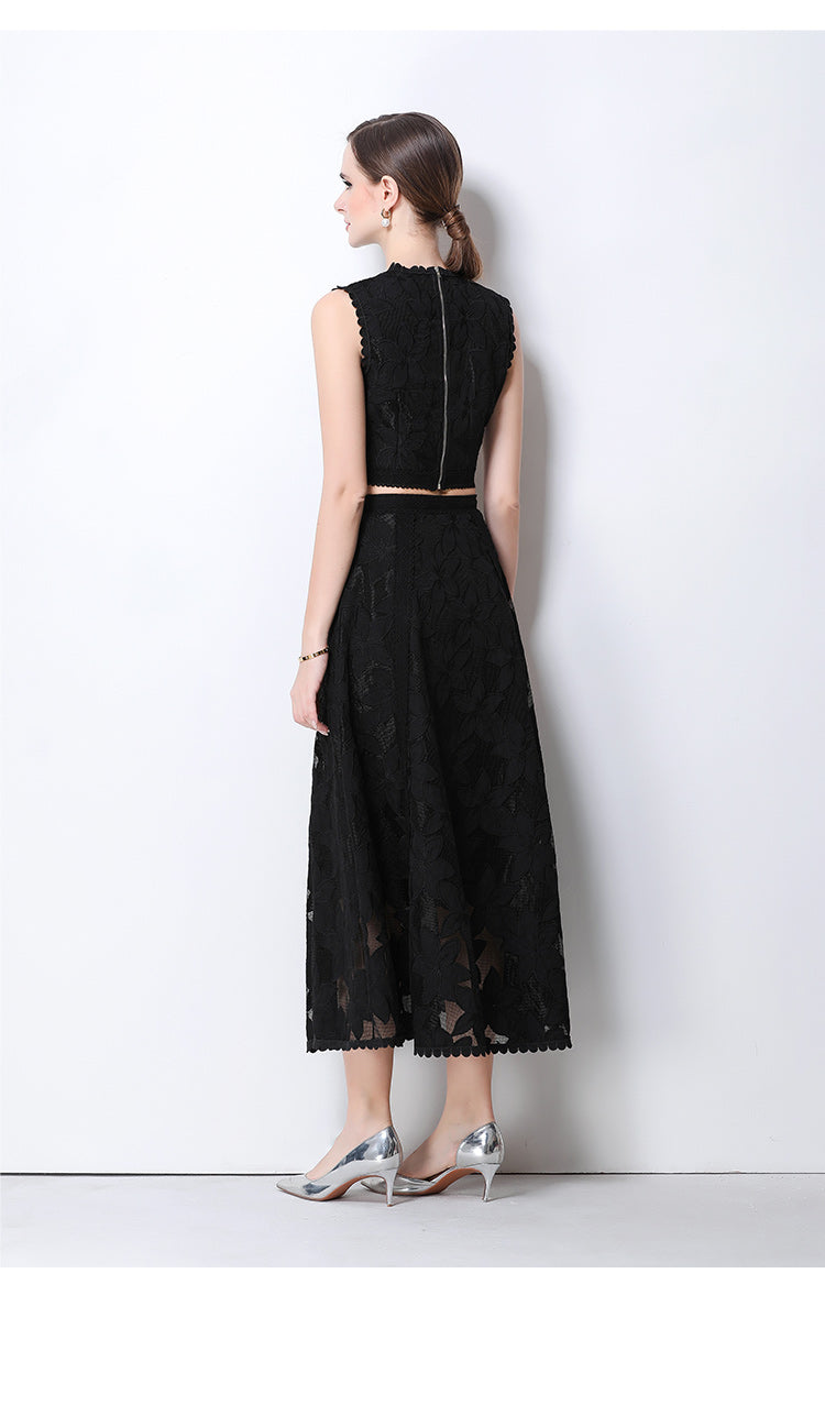 Court style round neck sleeveless short top with high-waisted embroidered hollow lace skirt