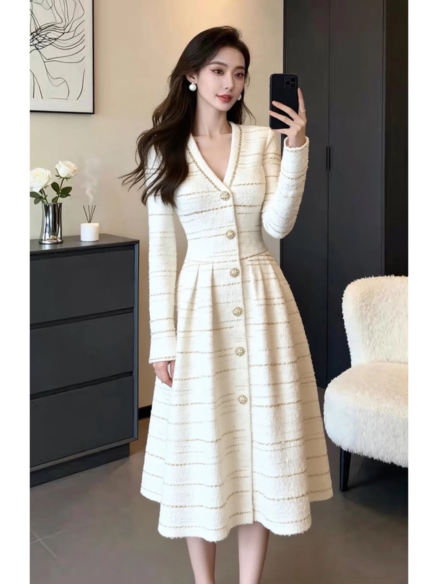 Elegent White Tweed Gold-Buttoned Midi Dress