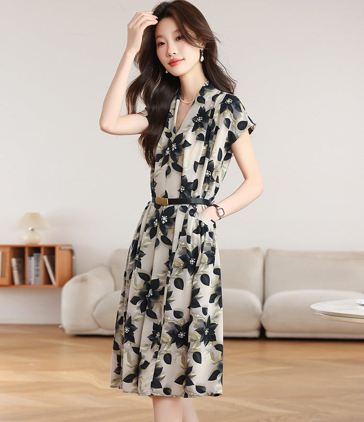 Vintage-Inspired Cap Sleeve Botanical Tea Dress