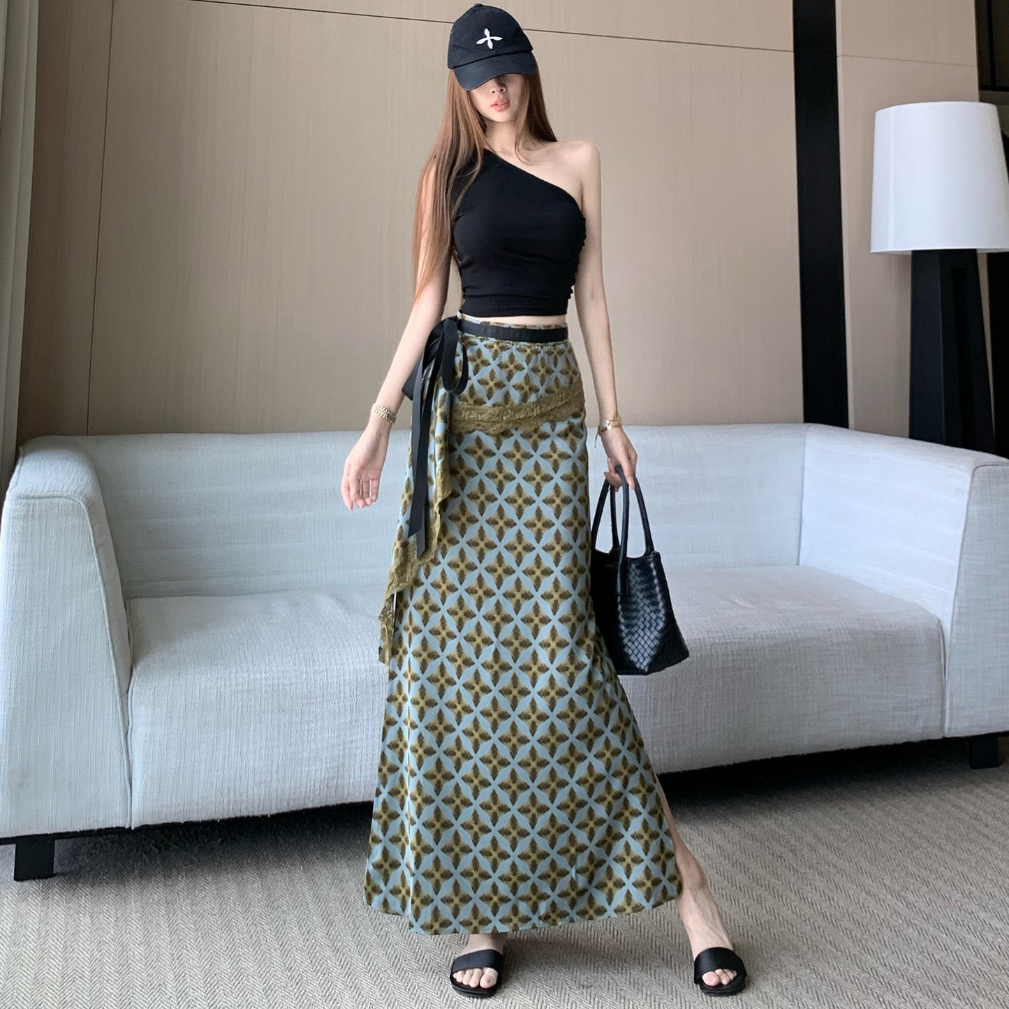 French-style high-end lace-trimmed plaid midi skirt