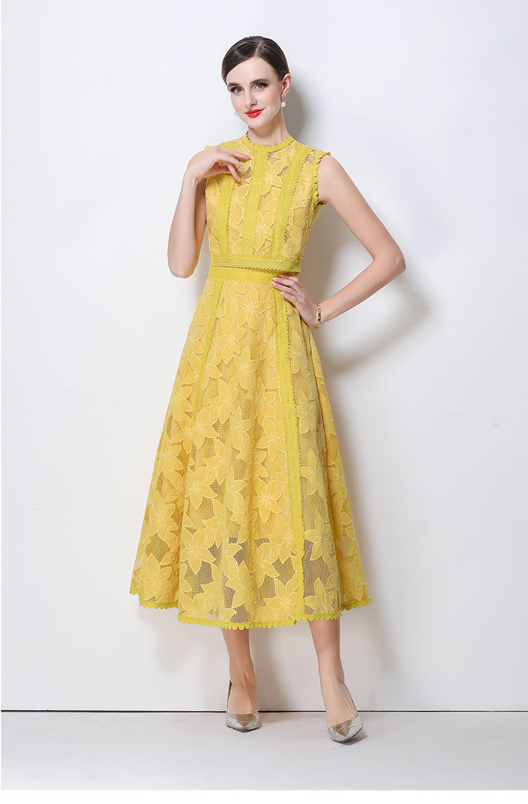 Court style round neck sleeveless short top with high-waisted embroidered hollow lace skirt