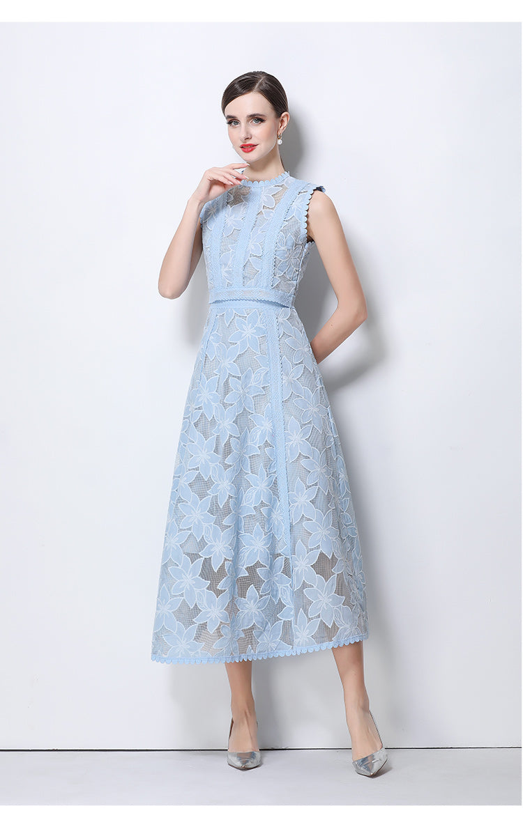 Court style round neck sleeveless short top with high-waisted embroidered hollow lace skirt
