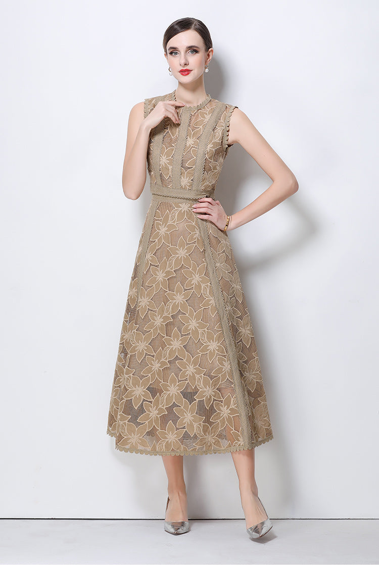 Court style round neck sleeveless short top with high-waisted embroidered hollow lace skirt