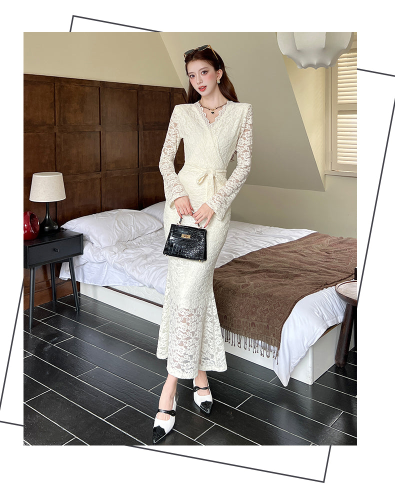 White Lace Scalloped V-Neck Floral Lace Mermaid Dress With Long Sleeves