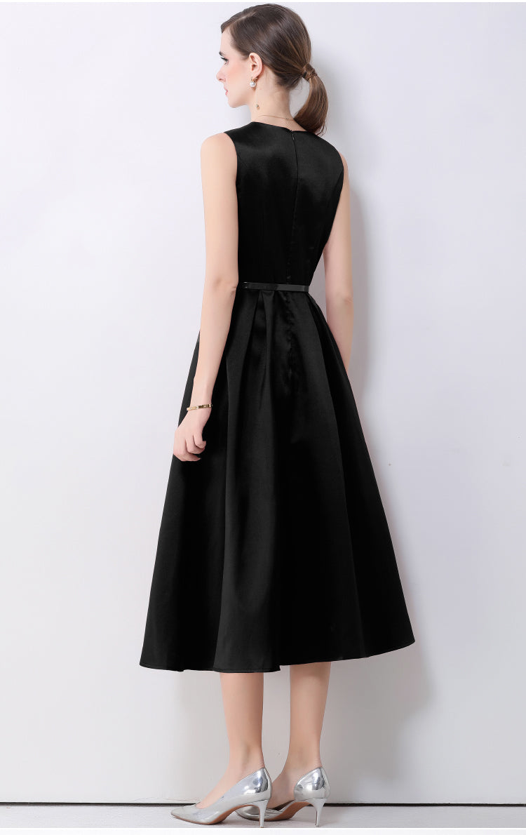 Elena Sleeveless Button-Down Midi In Classic Black