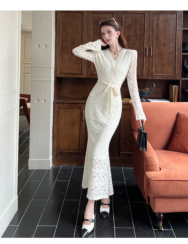 White Lace Scalloped V-Neck Floral Lace Mermaid Dress With Long Sleeves