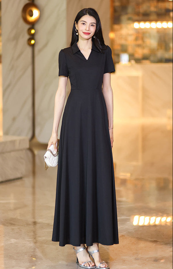 Graceful Noir Pleated Plus Size Maxi Dress