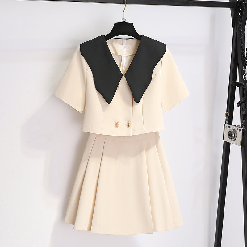 The Charlotte Contrast Collar Two-Piece Set