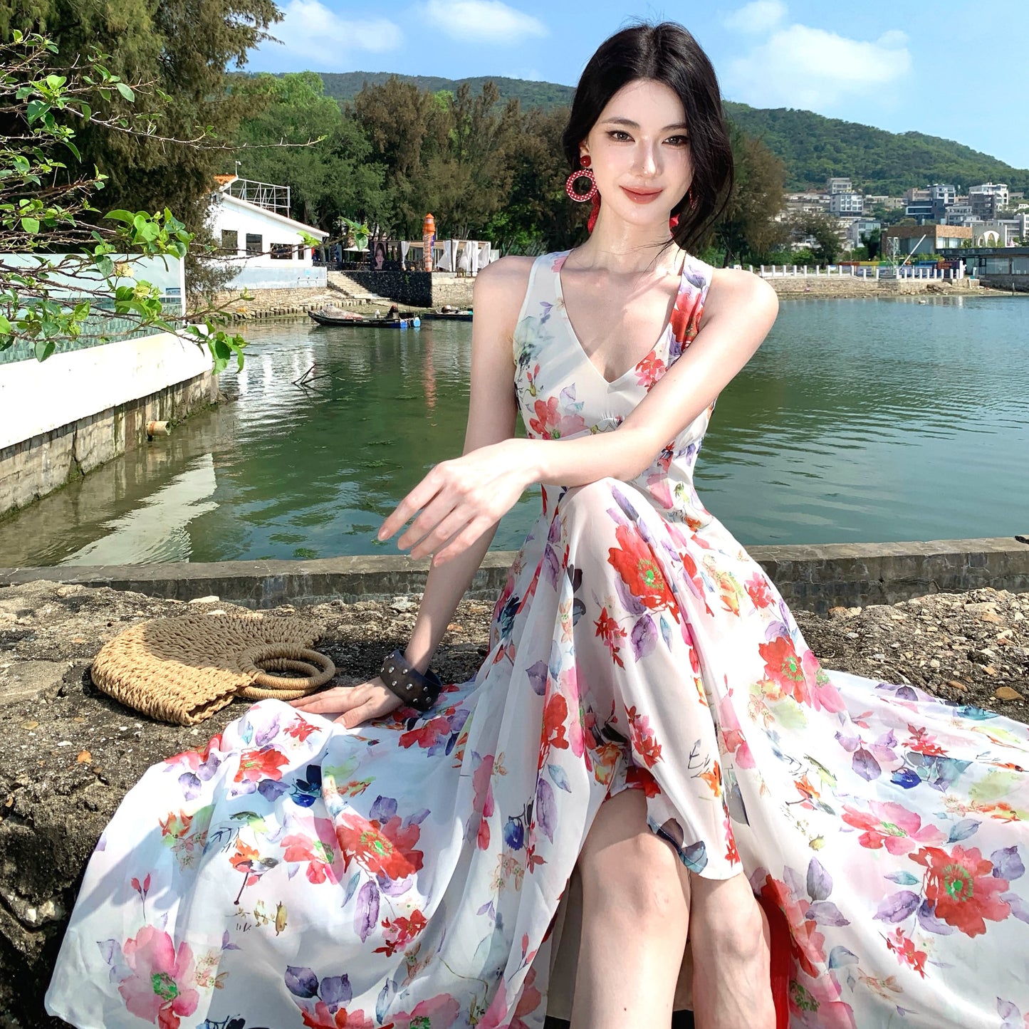 Floral V-Neck Halter Maxi Dress
