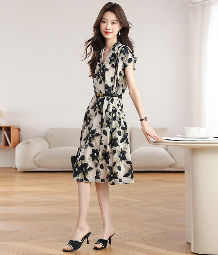 Vintage-Inspired Cap Sleeve Botanical Tea Dress