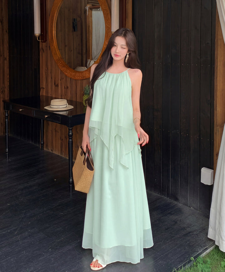 Gentle And Youthful Chiffon Two-Piece Set With Camisole Top and Skirt