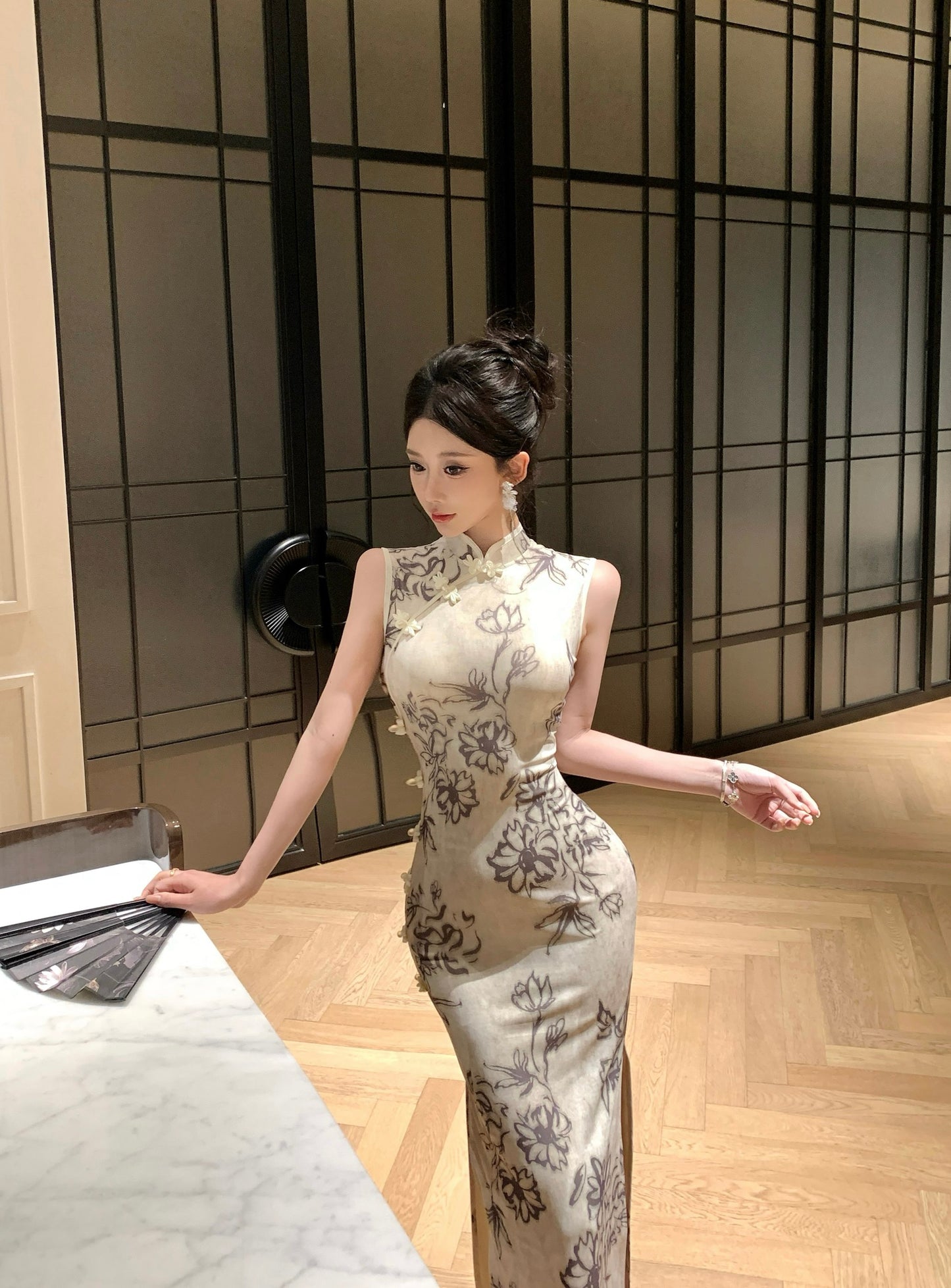 Linnea Charcoal Toile Mandarin Collar Cheongsam