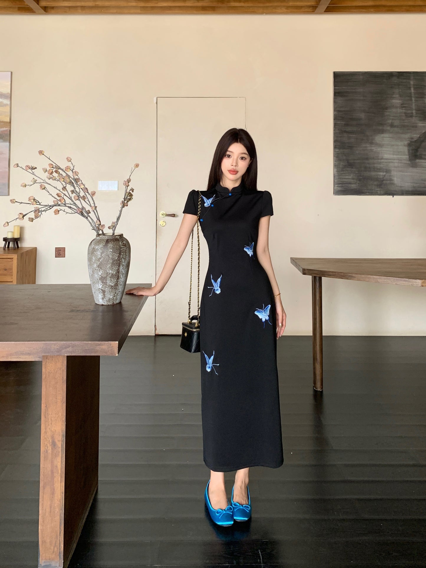 Butterfly Motif Cut-Out Back Qipao Evening Gown