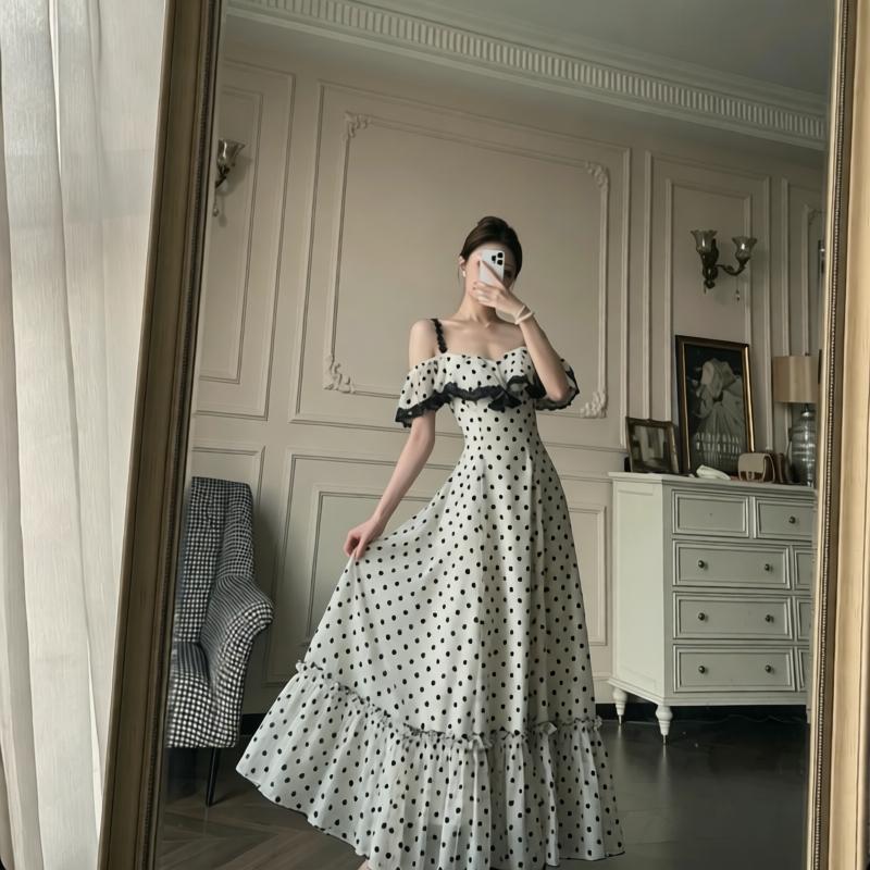 Off-the-shoulder White and black polka dot dress