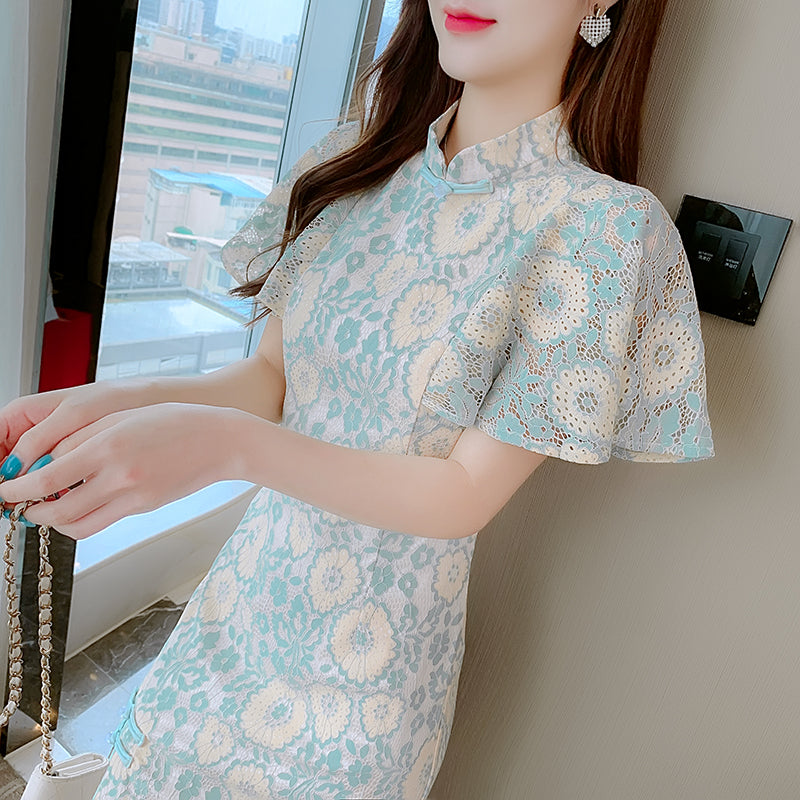 Pastel Floral Flutter-Sleeve Cheongsam