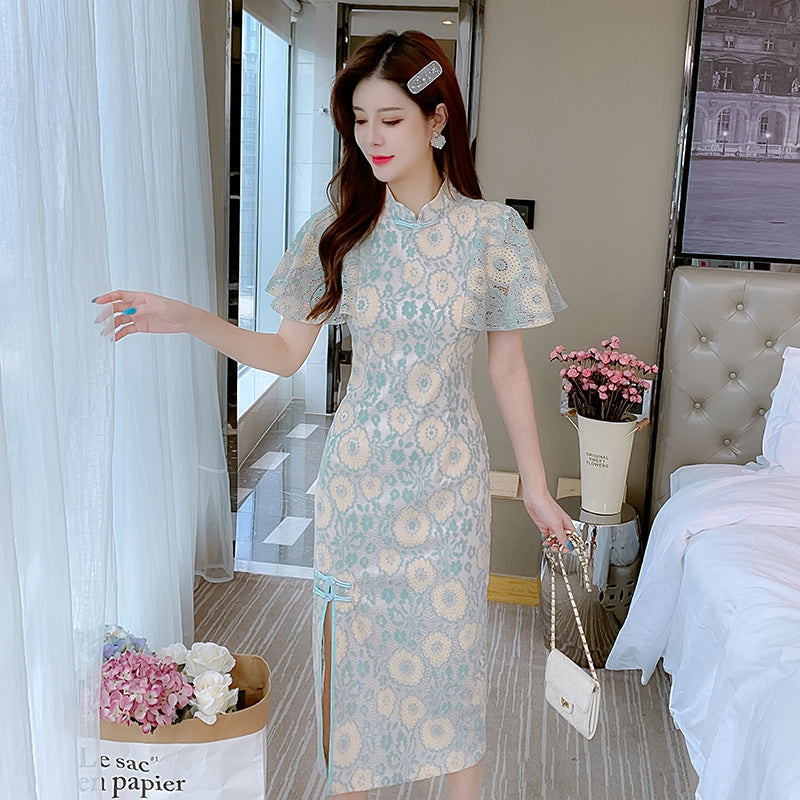 Pastel Floral Flutter-Sleeve Cheongsam