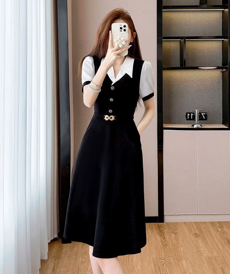 Plus Size French Retro Dress-Black And White Contrast Sleeve Fit And Flare Midi