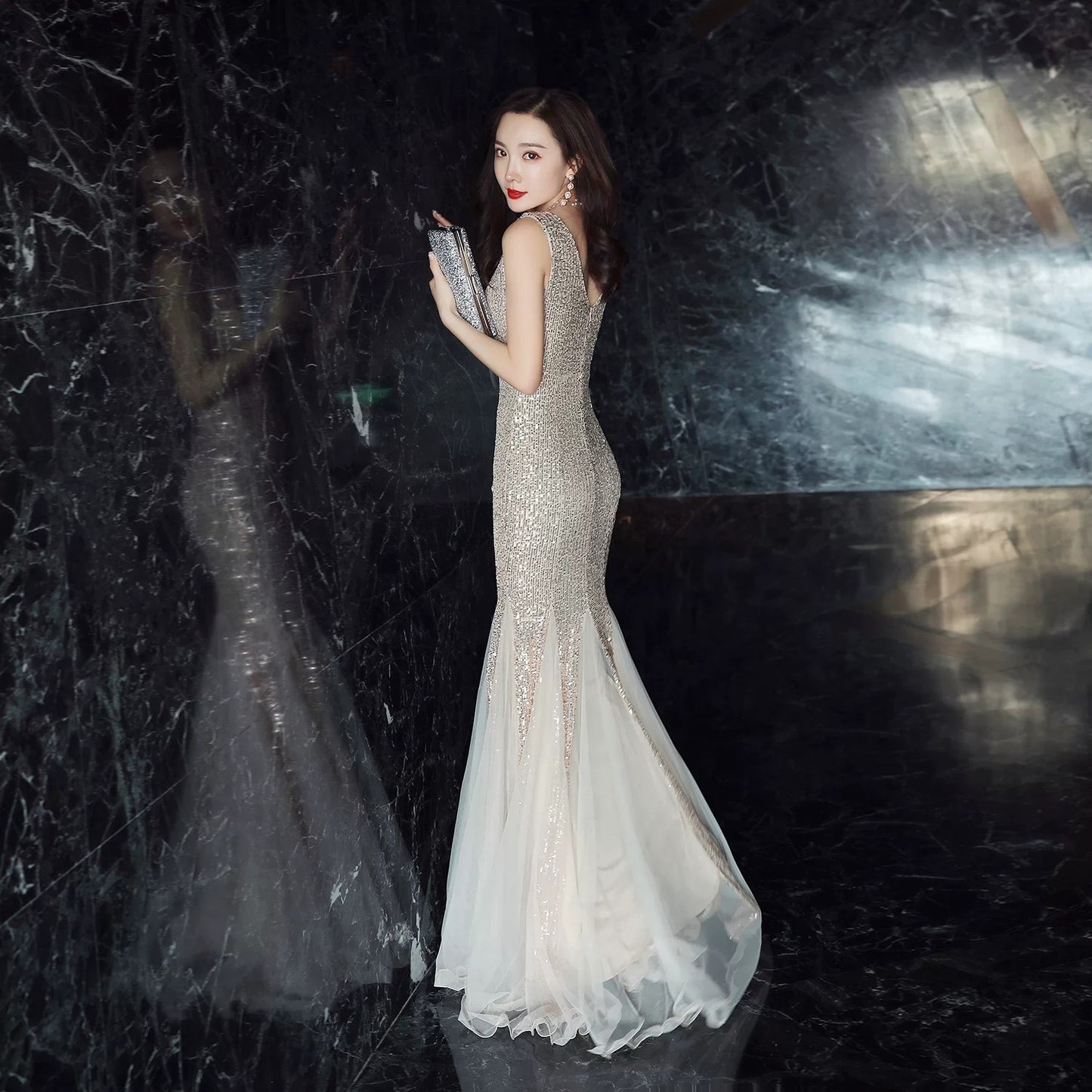 Luxury Sleeveless Sequin Trumpet Dress