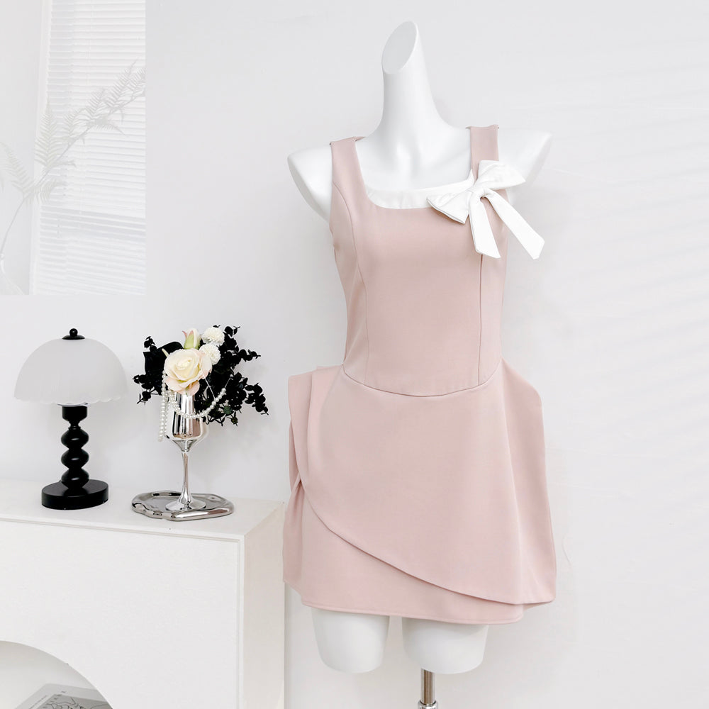 Sleeveless A-Line Mini Dress with White Bow