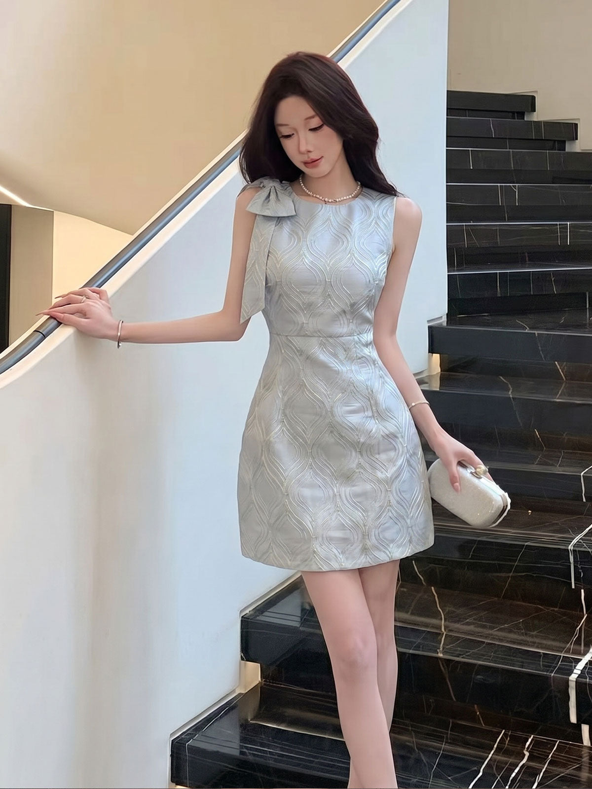 Sleeveless Wavy A-Line Mini Dress With Shoulder Bow