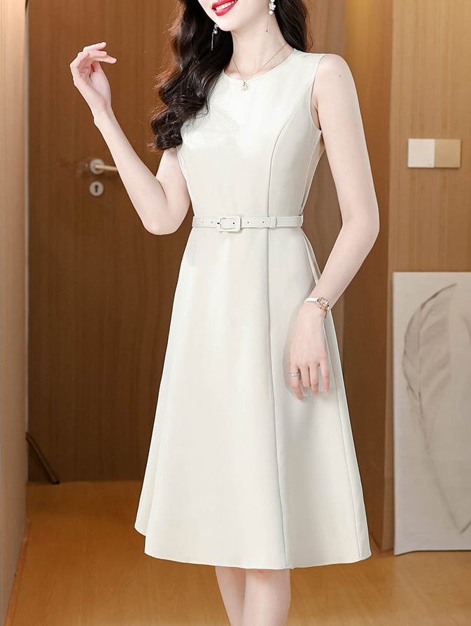 Grace Sleeveless Princess-Seam Dress