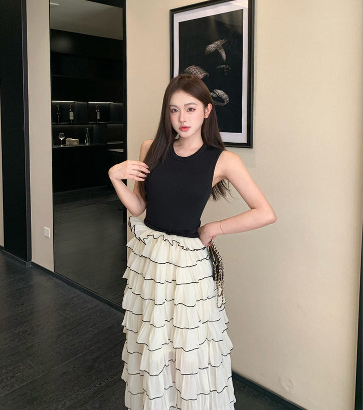 Pleated Cake Skirt Set with Contrast Piping