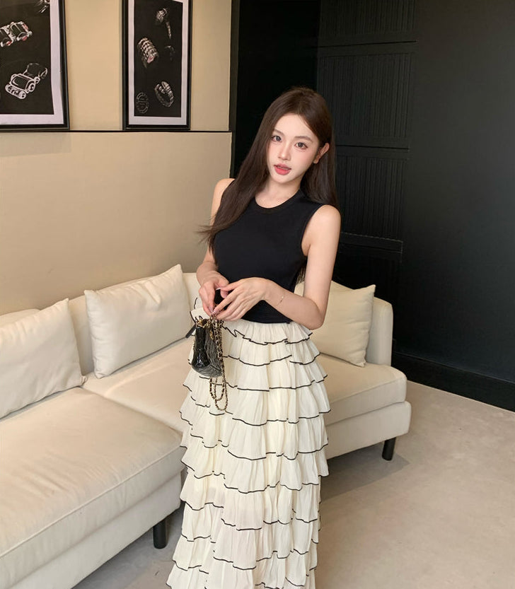 Pleated Cake Skirt Set with Contrast Piping