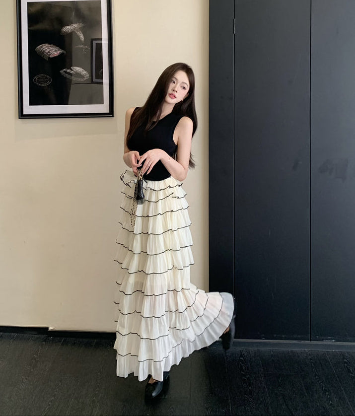 Pleated Cake Skirt Set with Contrast Piping