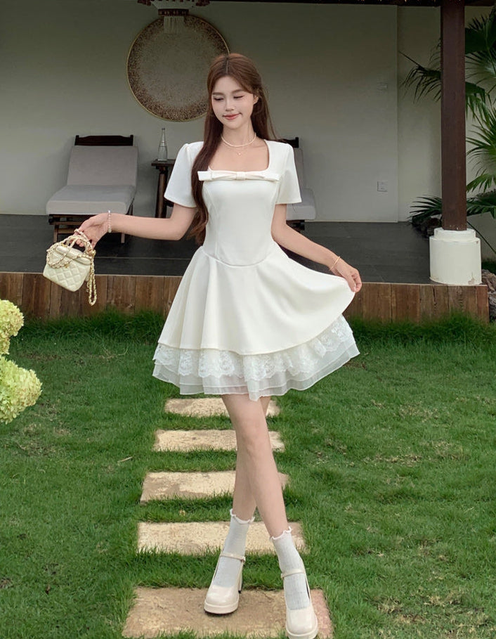 Plus Size Square Neck Tiered Skater Mini Dress with Puff Sleeves & Mesh Trim
