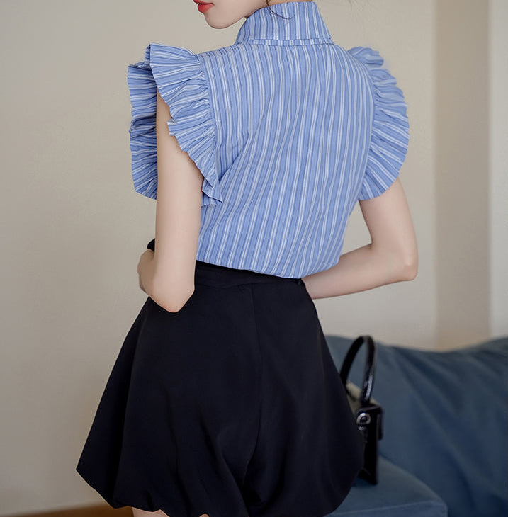 Sleeveless Striped Blouse With Black Ribbon Bow
