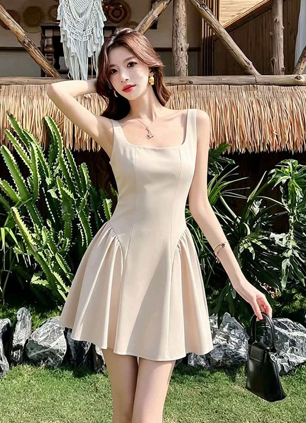The Belle Square-Neck Flare Mini