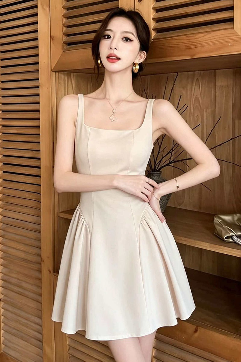 The Belle Square-Neck Flare Mini