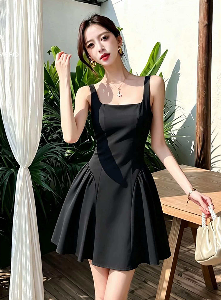 The Belle Square-Neck Flare Mini
