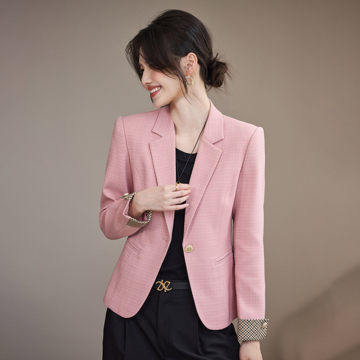 The Metro Contrast-Cuff Blazer