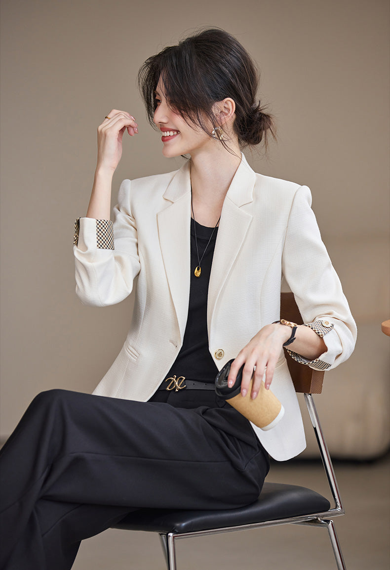 The Metro Contrast-Cuff Blazer