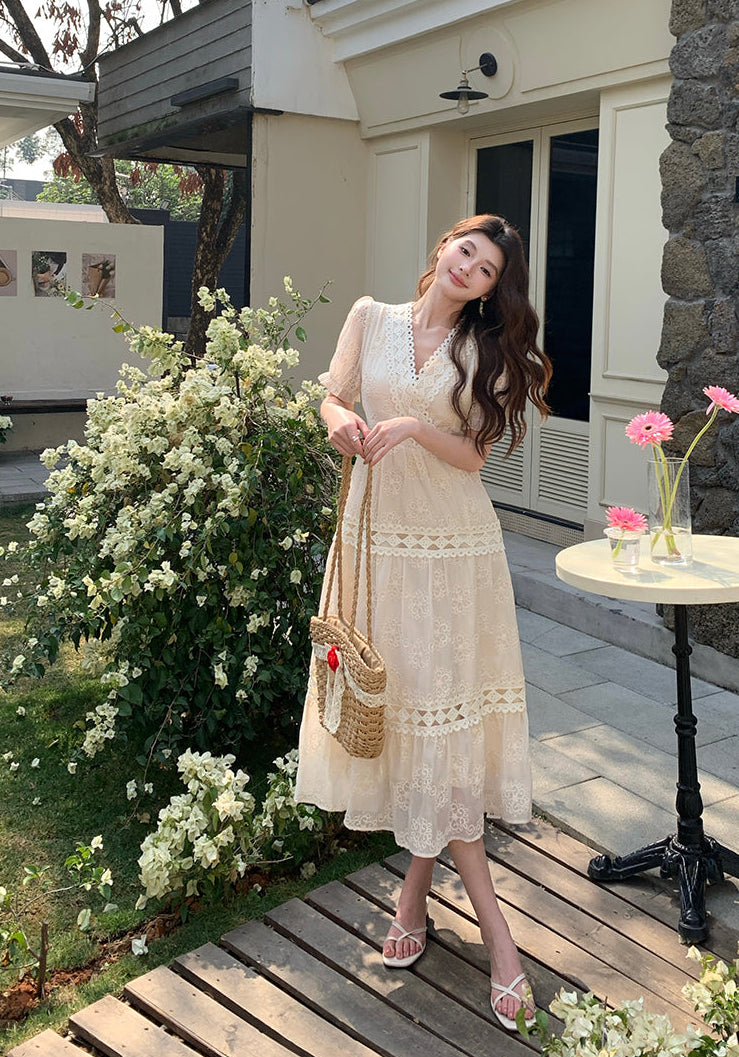 Amelia Vintage Lace Maxi Dress