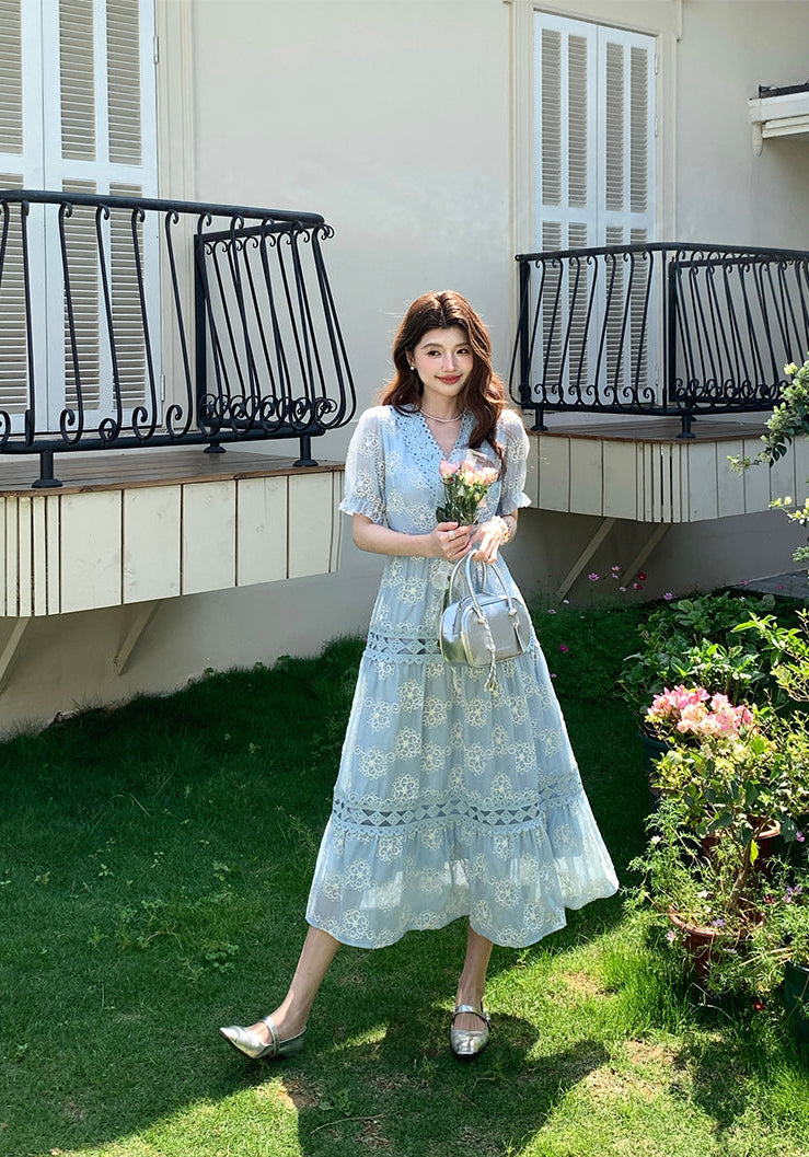 Amelia Vintage Lace Maxi Dress