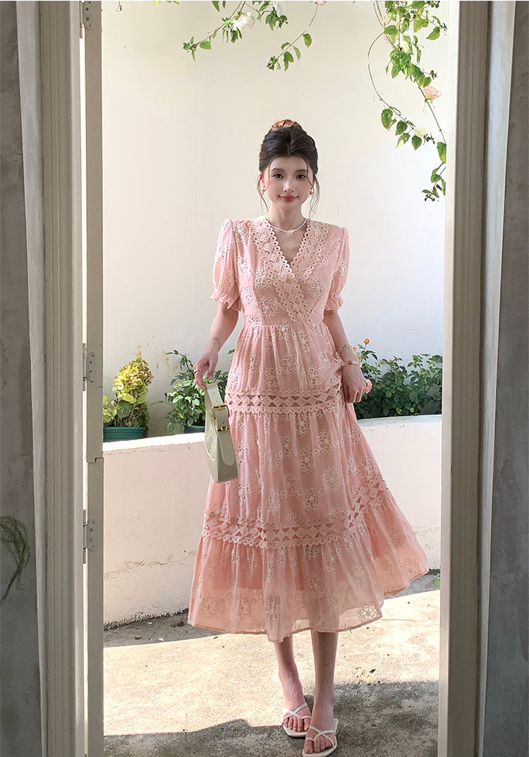 Amelia Vintage Lace Maxi Dress