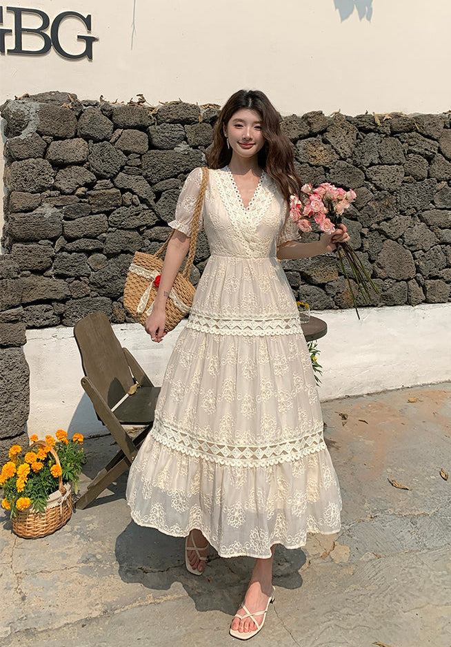 Amelia Vintage Lace Maxi Dress