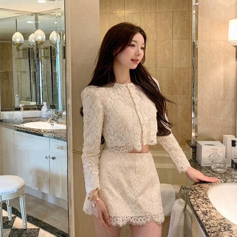 Victorian Floral Lace Long Sleeve Cropped Co-Ord Set