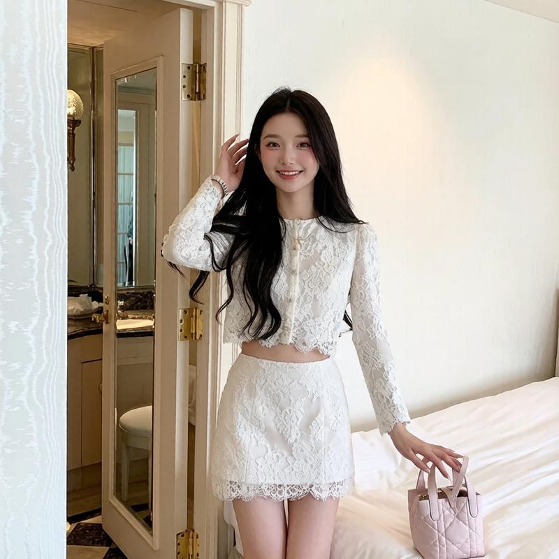 Victorian Floral Lace Long Sleeve Cropped Co-Ord Set