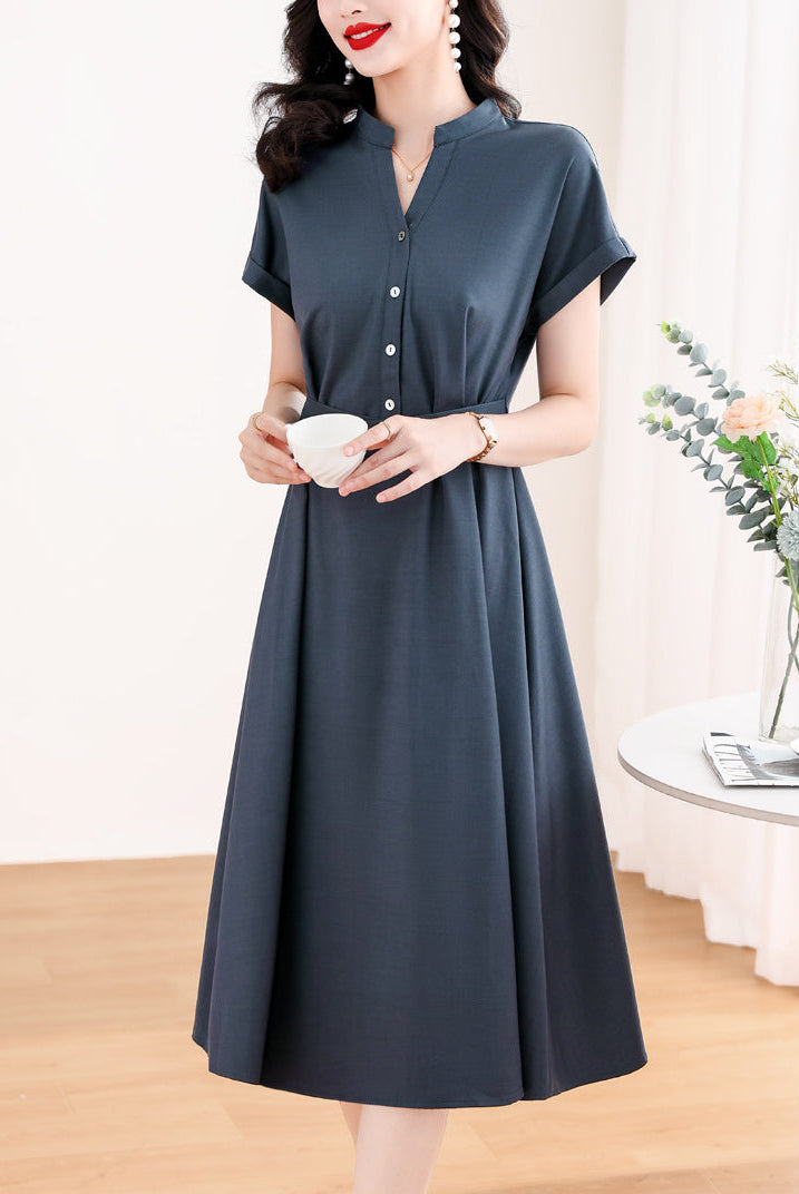 Vintage-Inspired Split Collar A-Line Shirt Dress