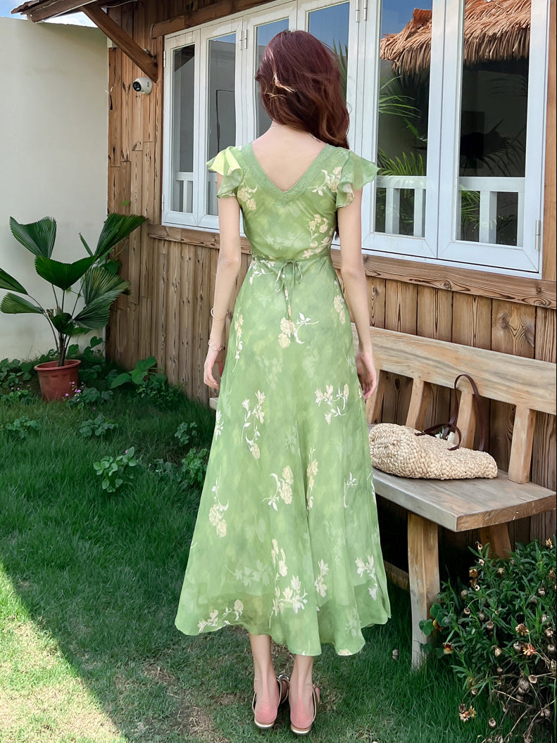 Vintage Floral V-Neck A-Line Maxi Dress with Flutter Sleeves