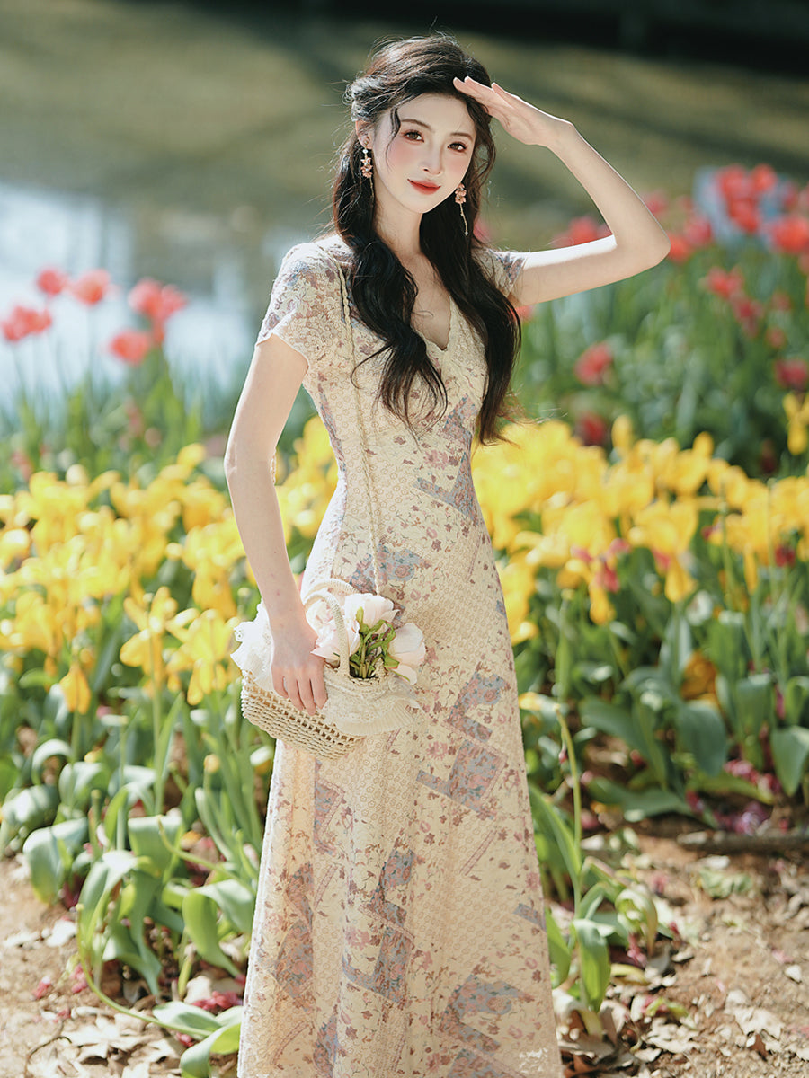 Vintage V-Neck Floral Patchwork Lace-Trim Maxi Dress