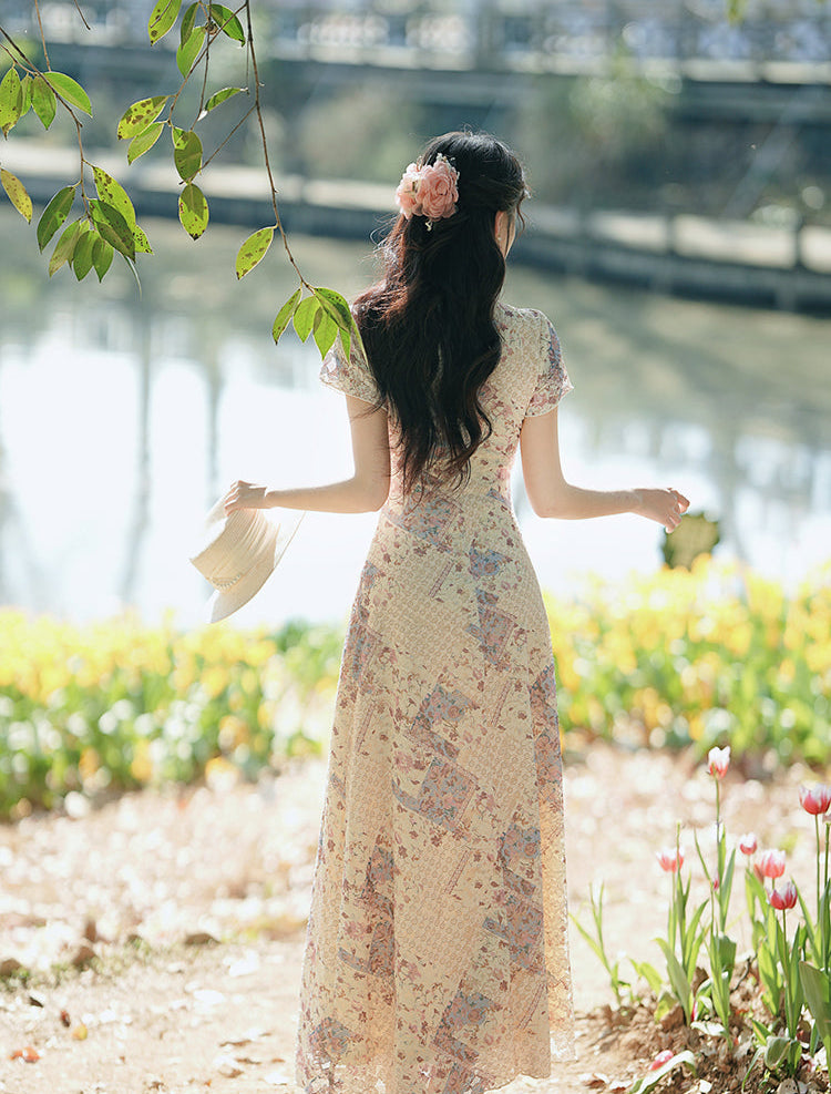 Vintage V-Neck Floral Patchwork Lace-Trim Maxi Dress