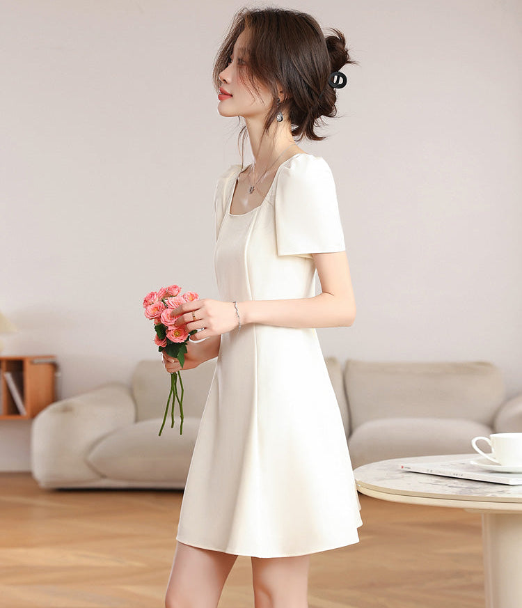 Vintage Pearl Puff-Sleeve Dress