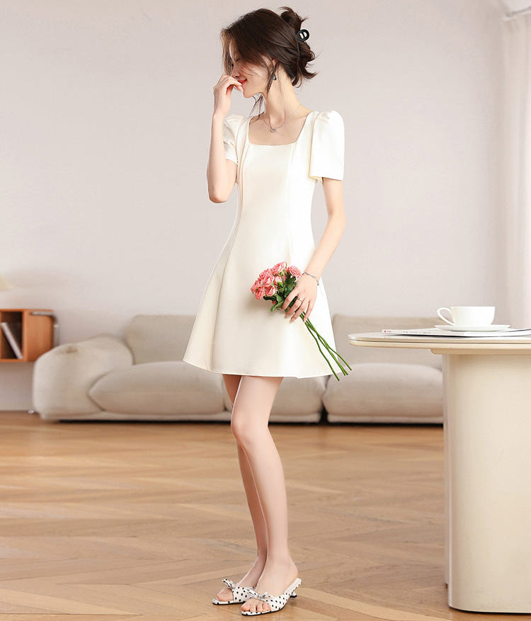 Vintage Pearl Puff-Sleeve Dress