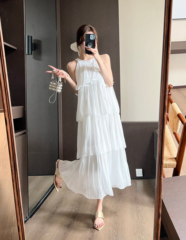 French-style halter neck dress-Pleated Flowy Summer Sundress