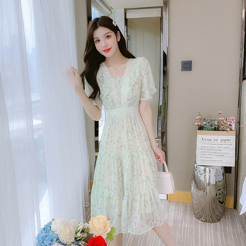 Evangeline Floral Tiered Chiffon Midi Dress