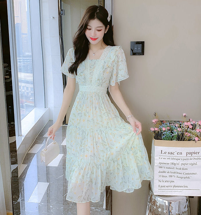 Evangeline Floral Tiered Chiffon Midi Dress